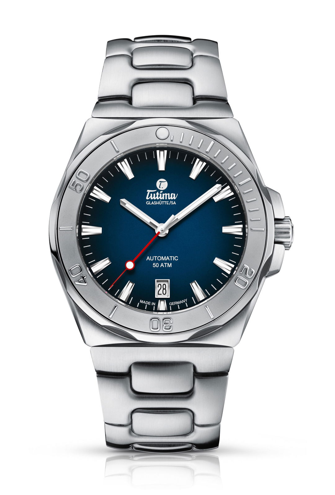 Tutima Glashütte M2 Seven Seas S 40 – 6156-04 – $2,540