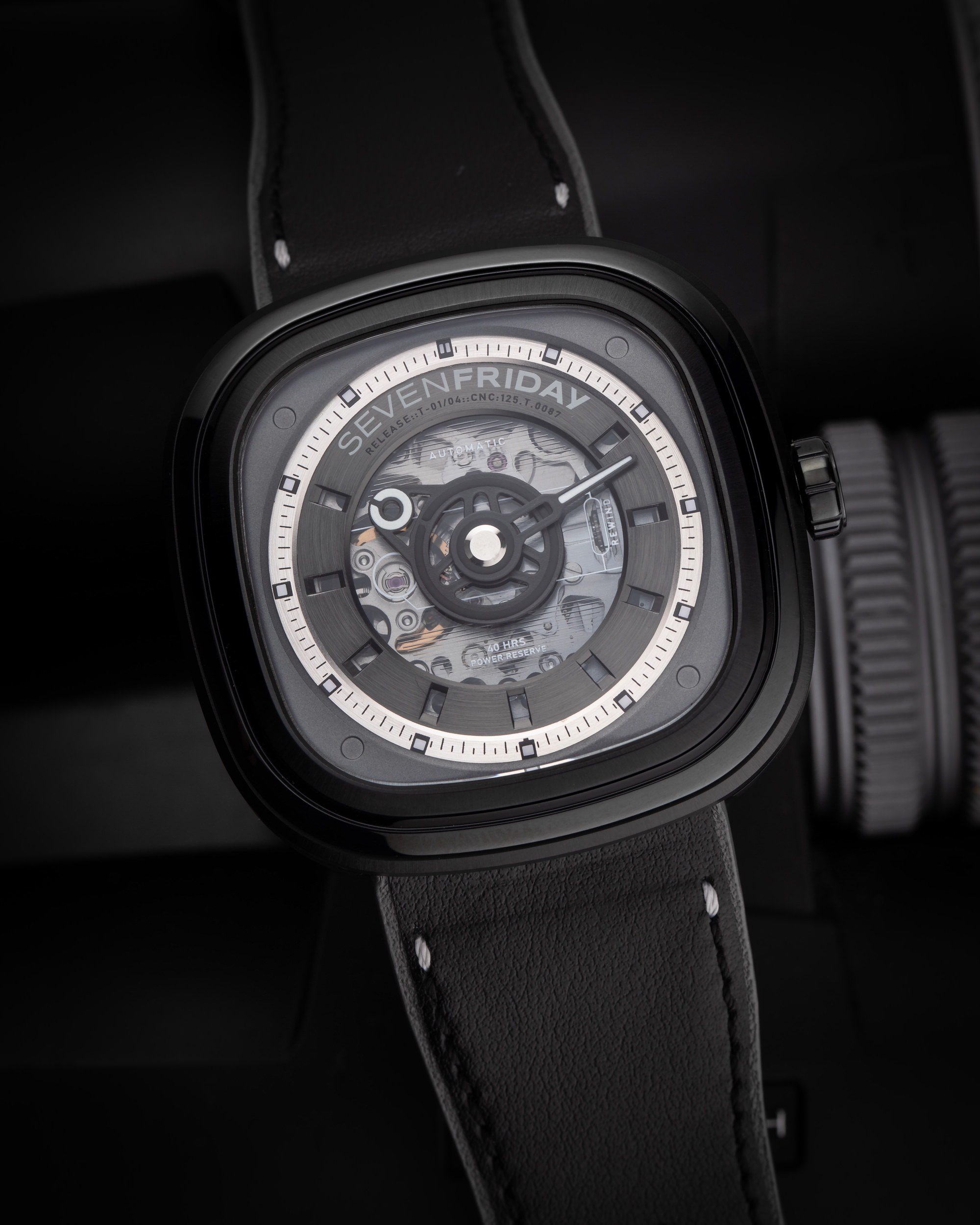 T1/04 "Black T" - Image 5