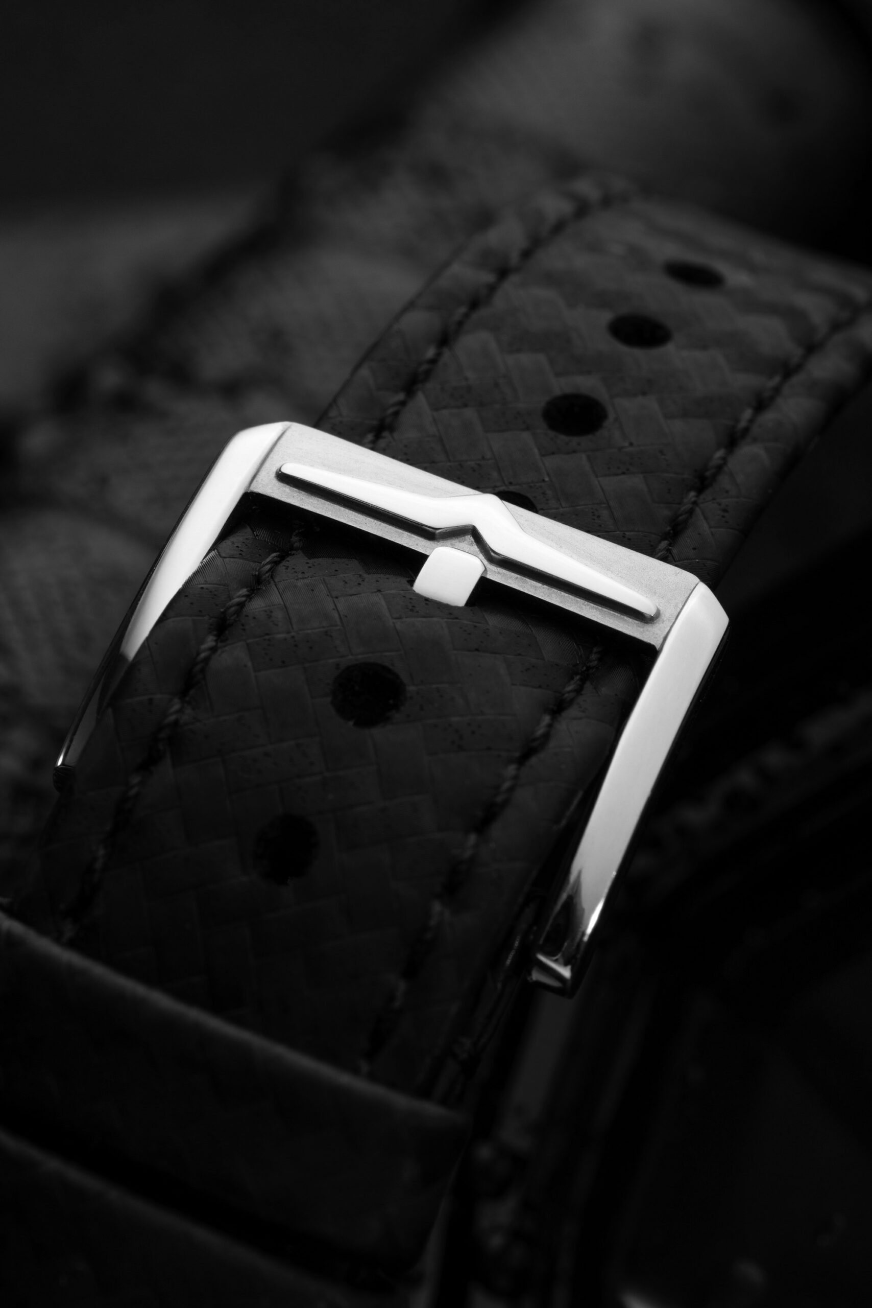 Skindiver Black - Image 12