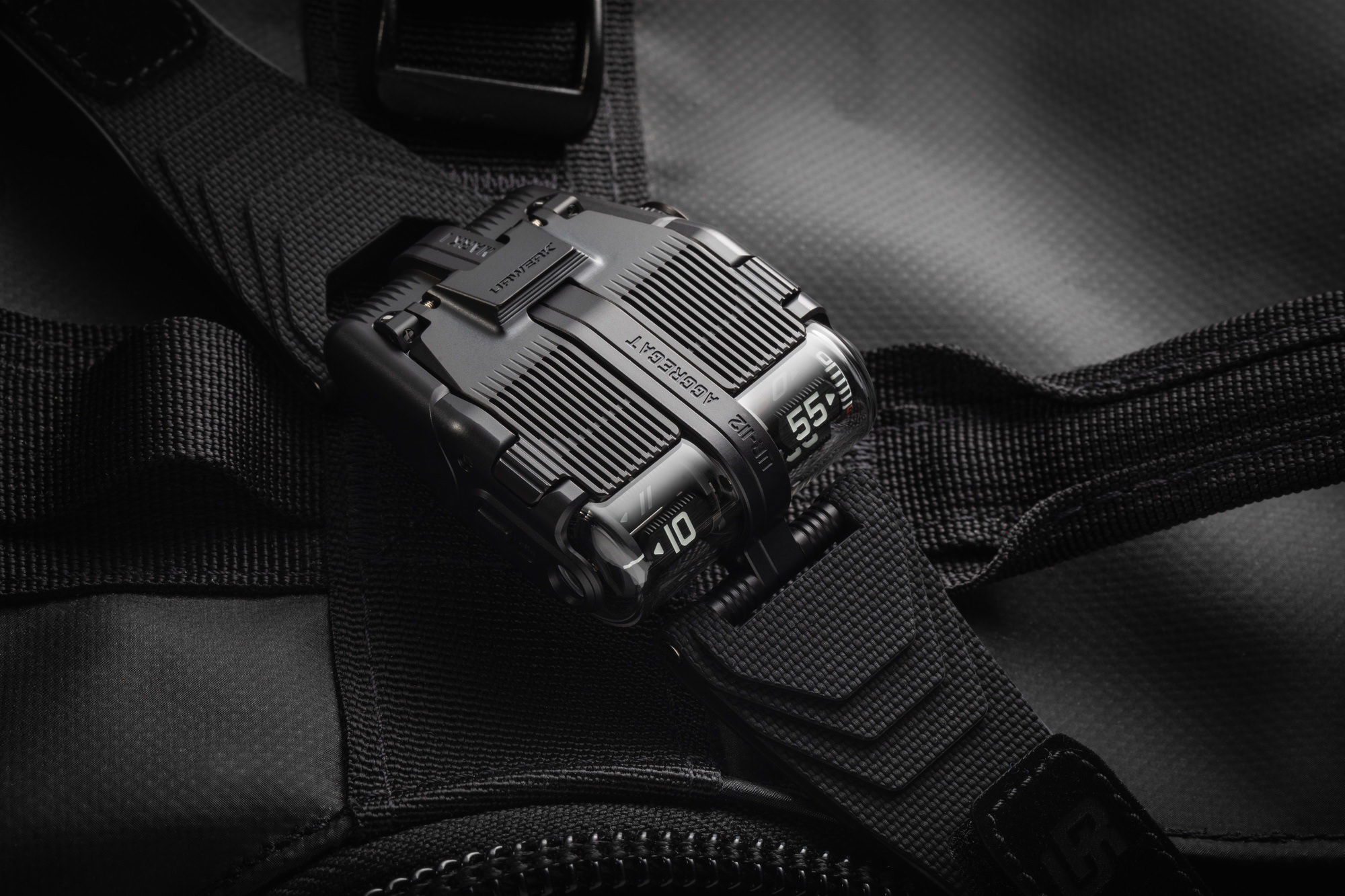 Urwerk UR-112 Aggregat Back to Black