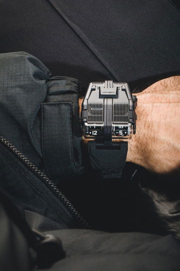 Urwerk UR-112 Back to Black