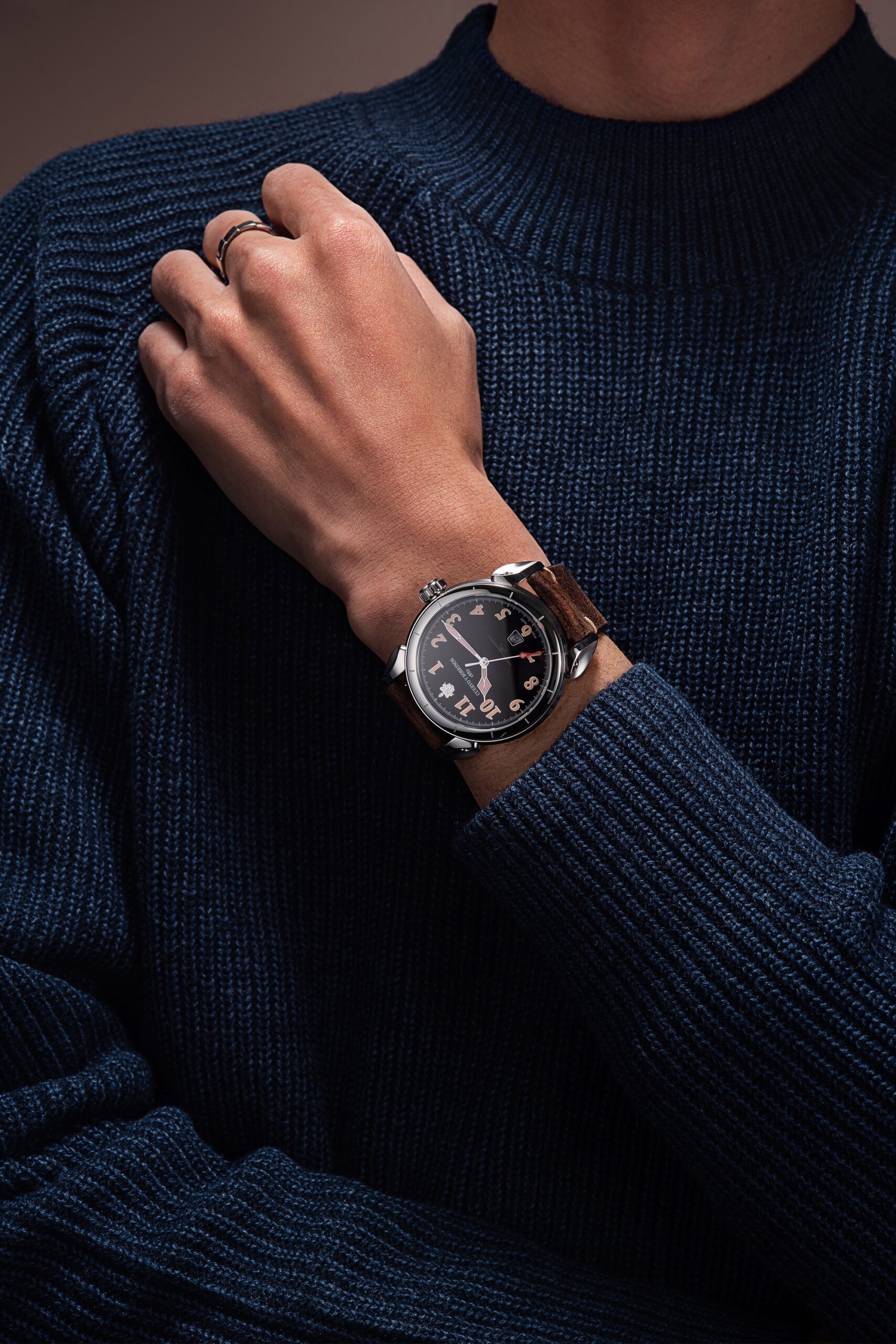 Cuervo y Sobrinos Vuelo Emilio Carranza Pilot