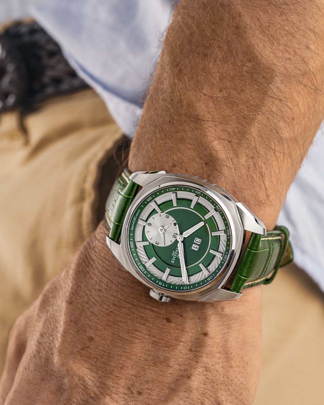 Perrelet LAB Peripheral Dual Time Big Date Green