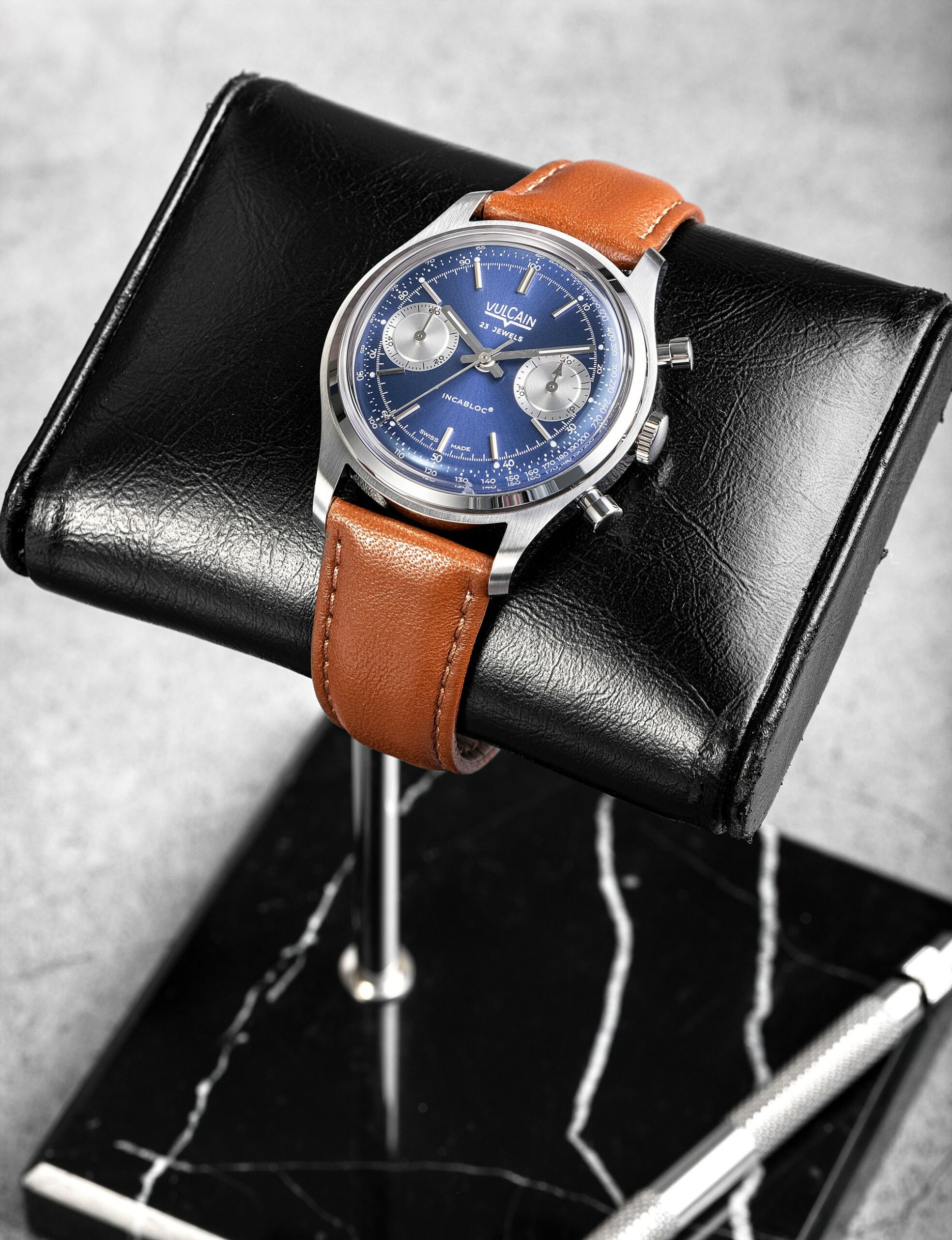 Chronograph 1970's Blue - Image 4