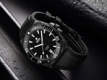 Tutima Glashütte M2 Seven Seas S 40 Black Limited Edition