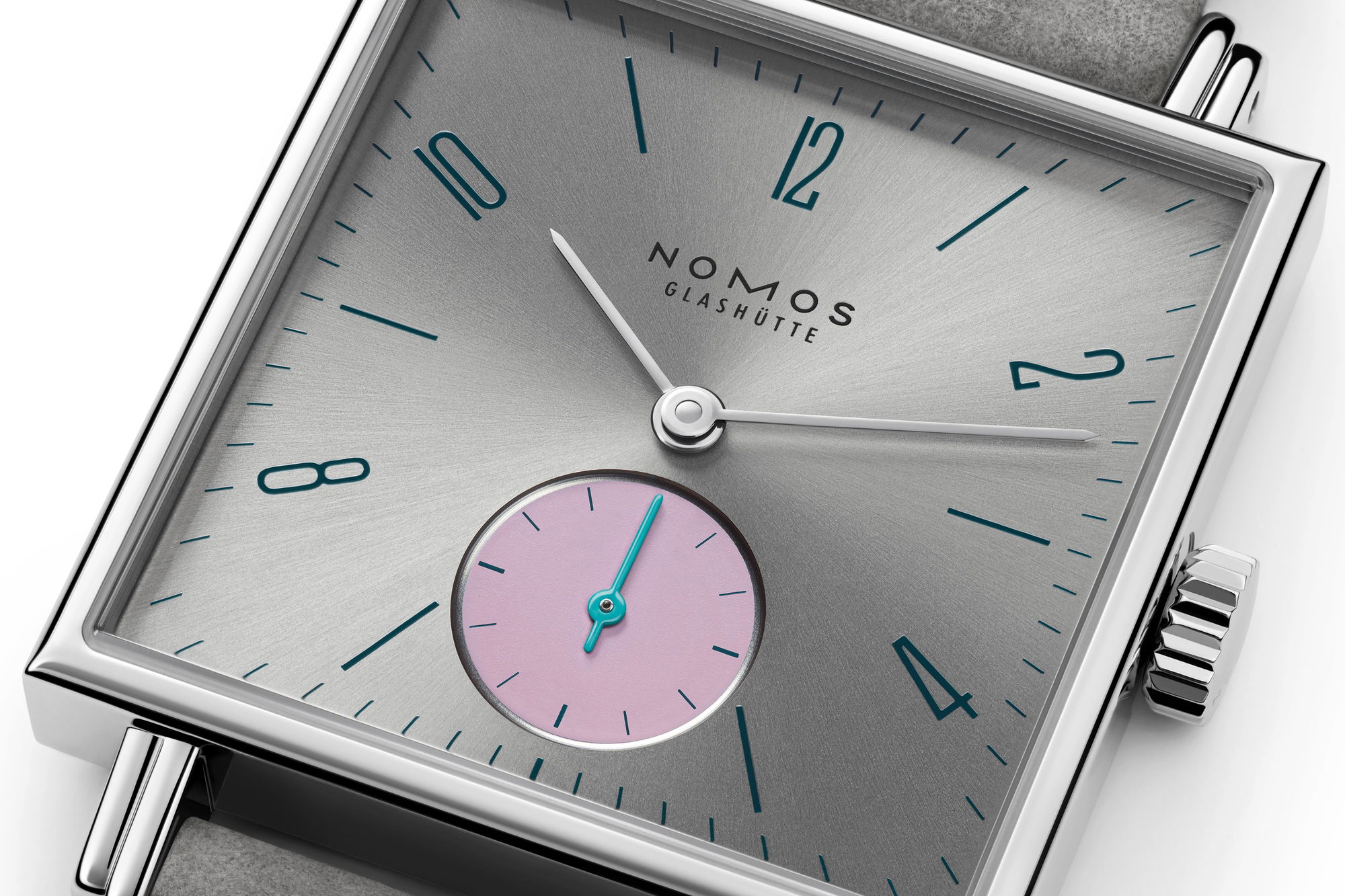 Nomos Glashütte Tetra “Die Unerreichbare”