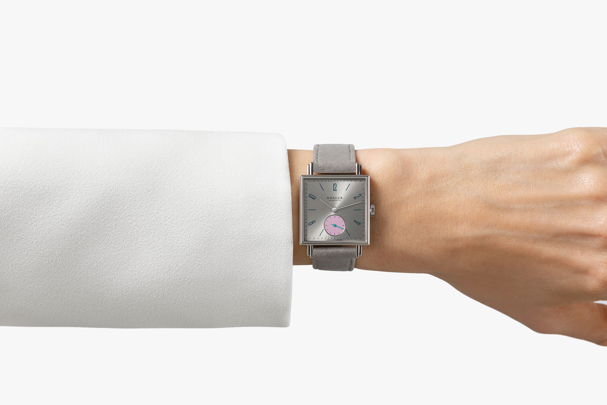 Nomos Glashütte Tetra “Die Unerreichbare”