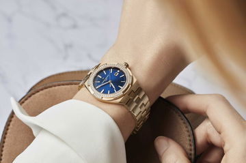 Vacheron Constantin Overseas Self-Winding