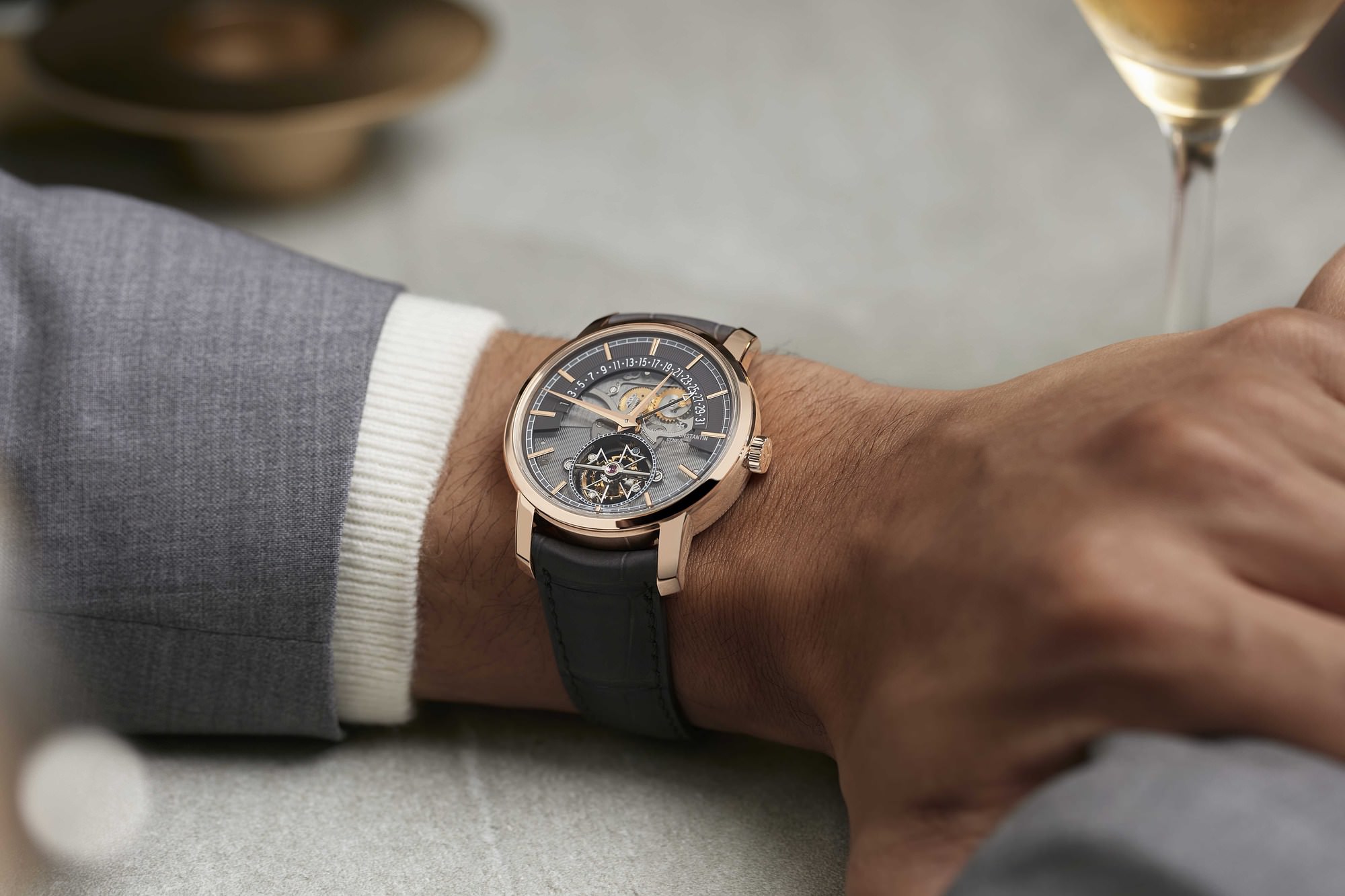 Traditionnelle Tourbillon Retrograde Date Openface - Image 13