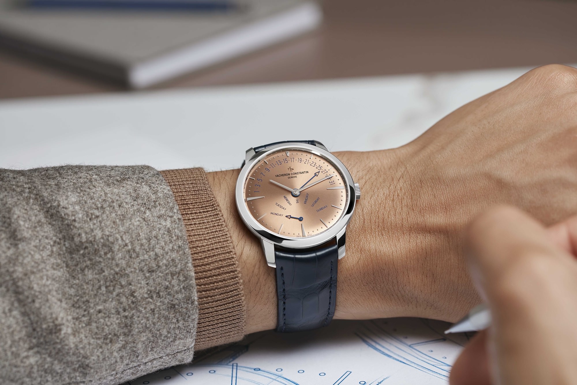 Patrimony Retrograde Day-Date - Image 8