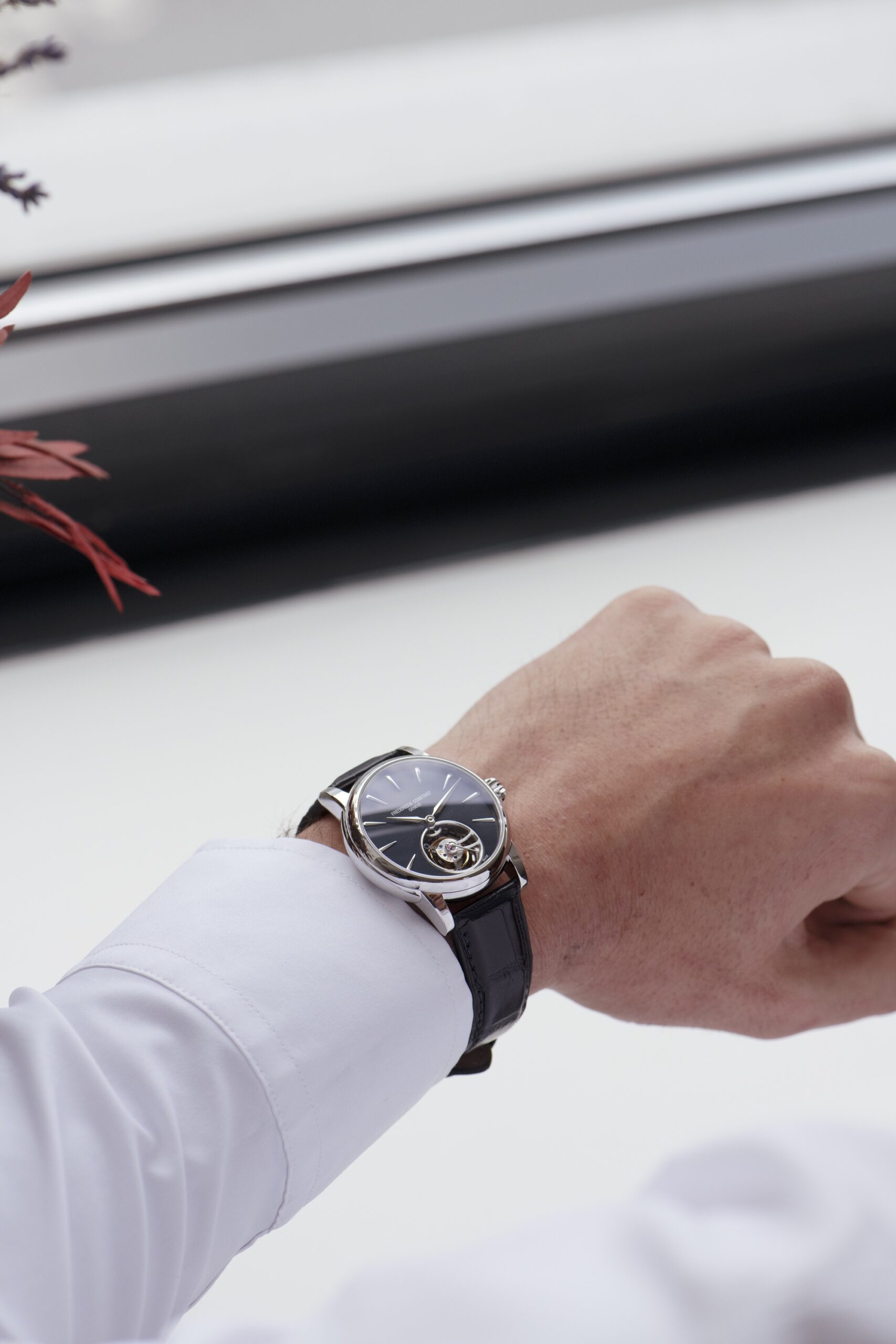 Manufacture Classic Tourbillon - Image 10