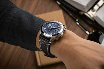 Breitling Classic AVI Chronograph 42 Curtiss Warhawk
