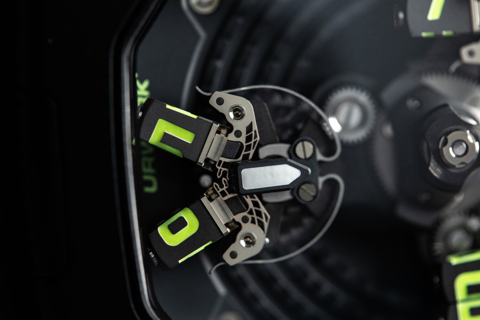UR-120 Space Black - Image 11