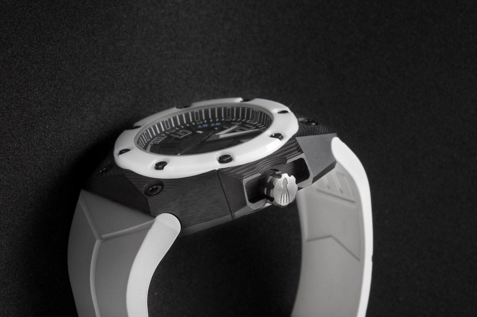 Linde Werdelin Oktopus Moon 3DTP White Black