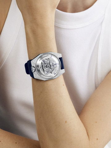 Urwerk UR-100V Stardust