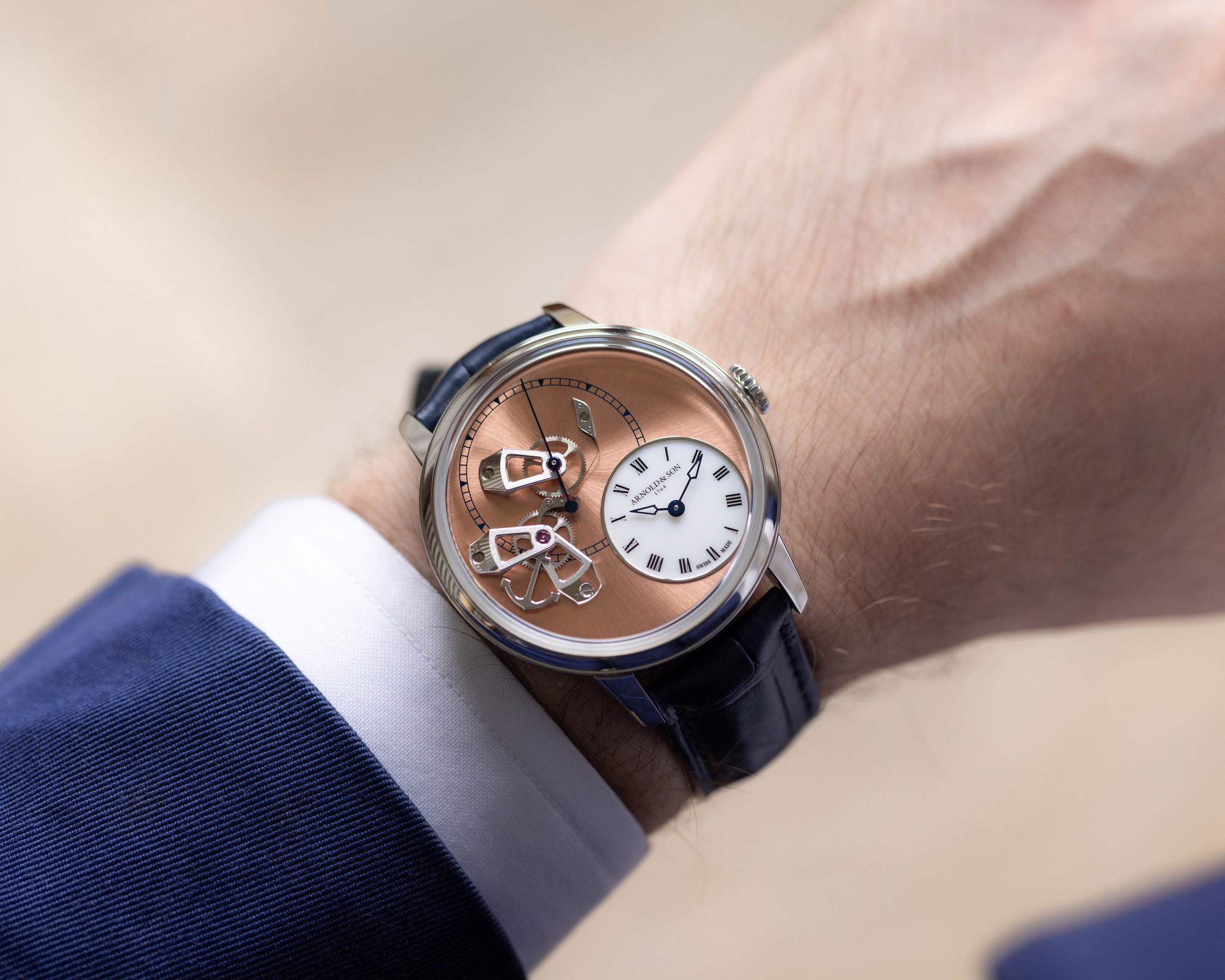 Arnold &amp; Son DSTB 42 Platinum