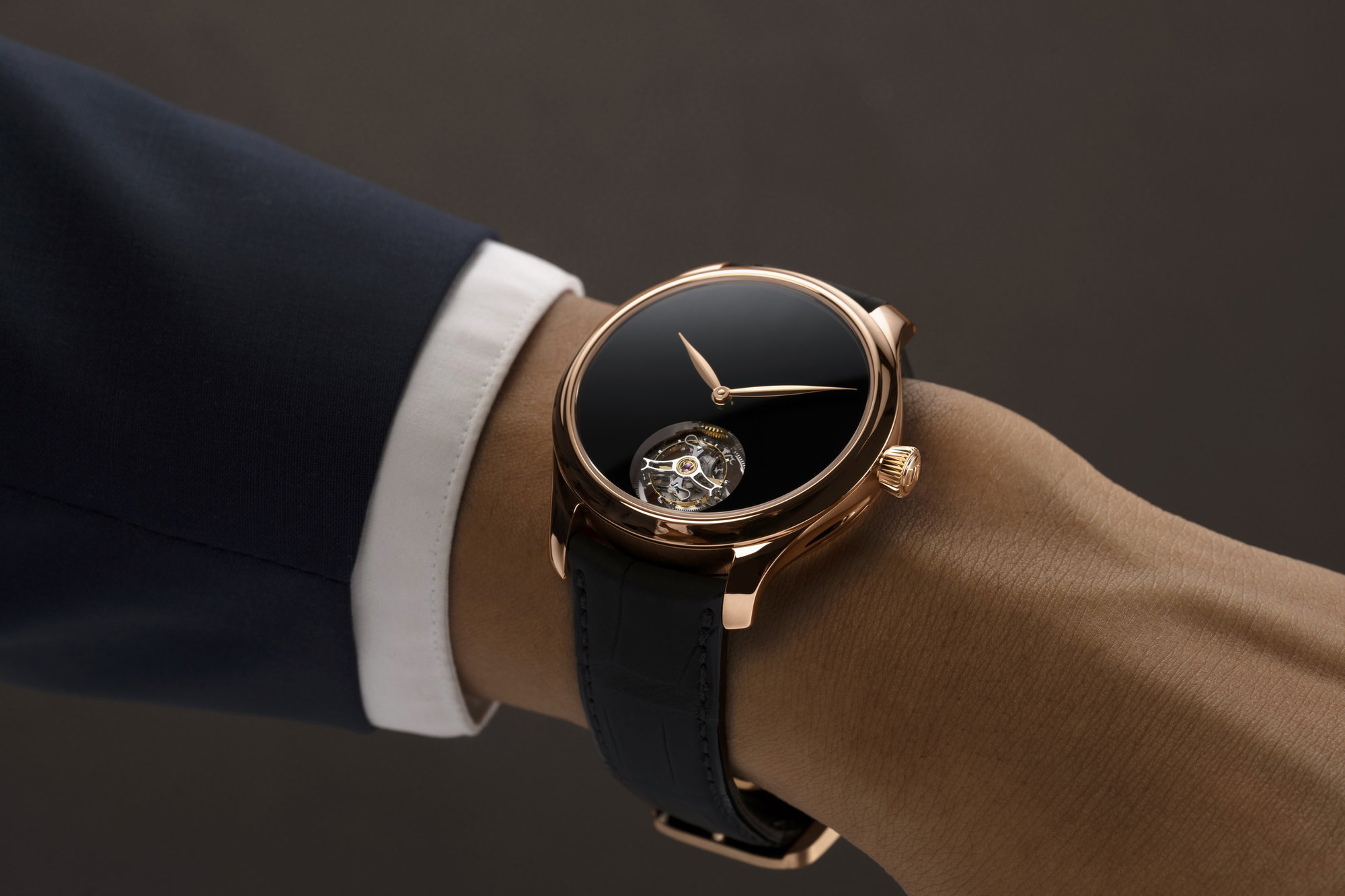H. Moser & Cie Endeavour Tourbillon Concept Vantablack®