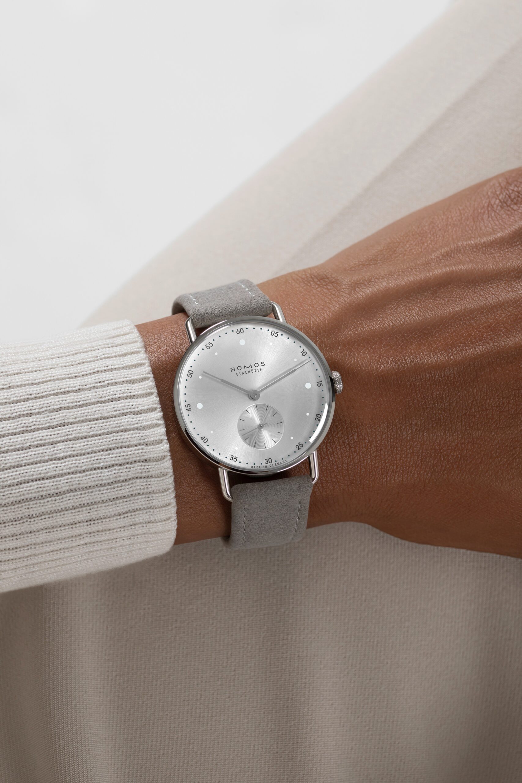Nomos Glashütte’s Metro 33: A Triumphant Trio of Elegance