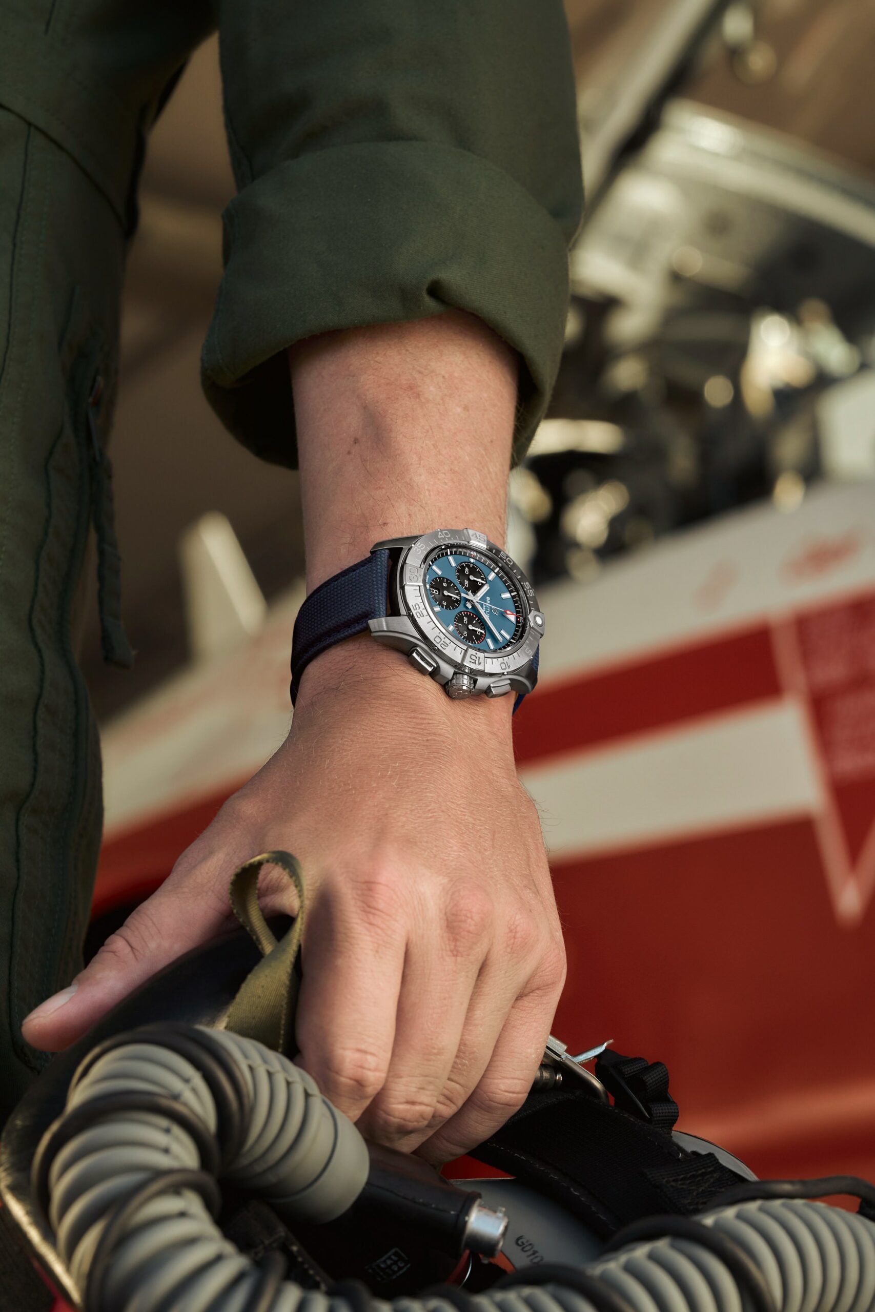 Breitling Avenger B01 Chronograph 44 – The Watch Pages