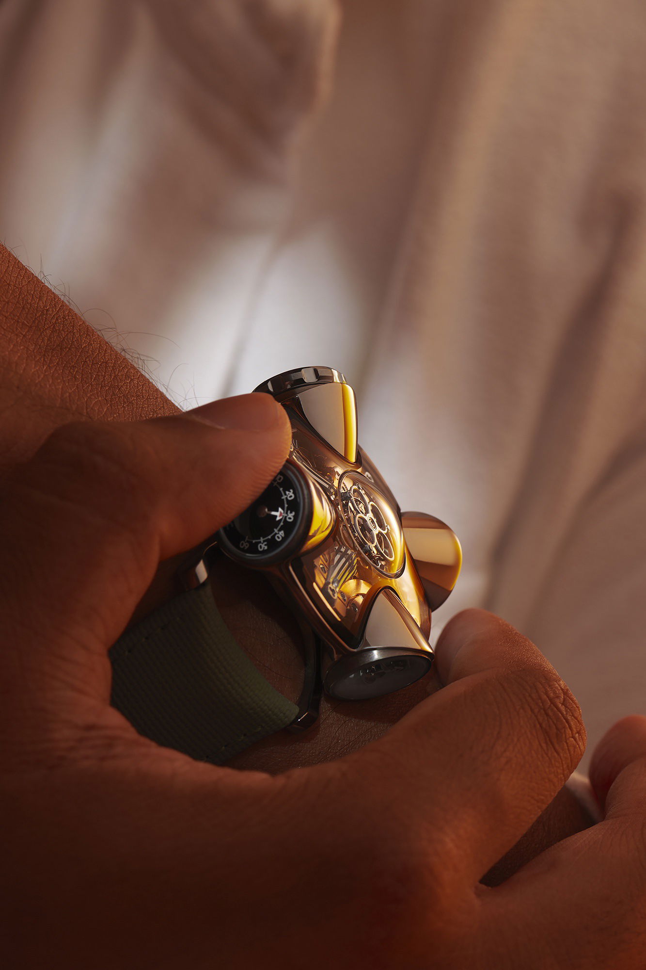 MB&amp;F HM11 Architect Red Gold Edition