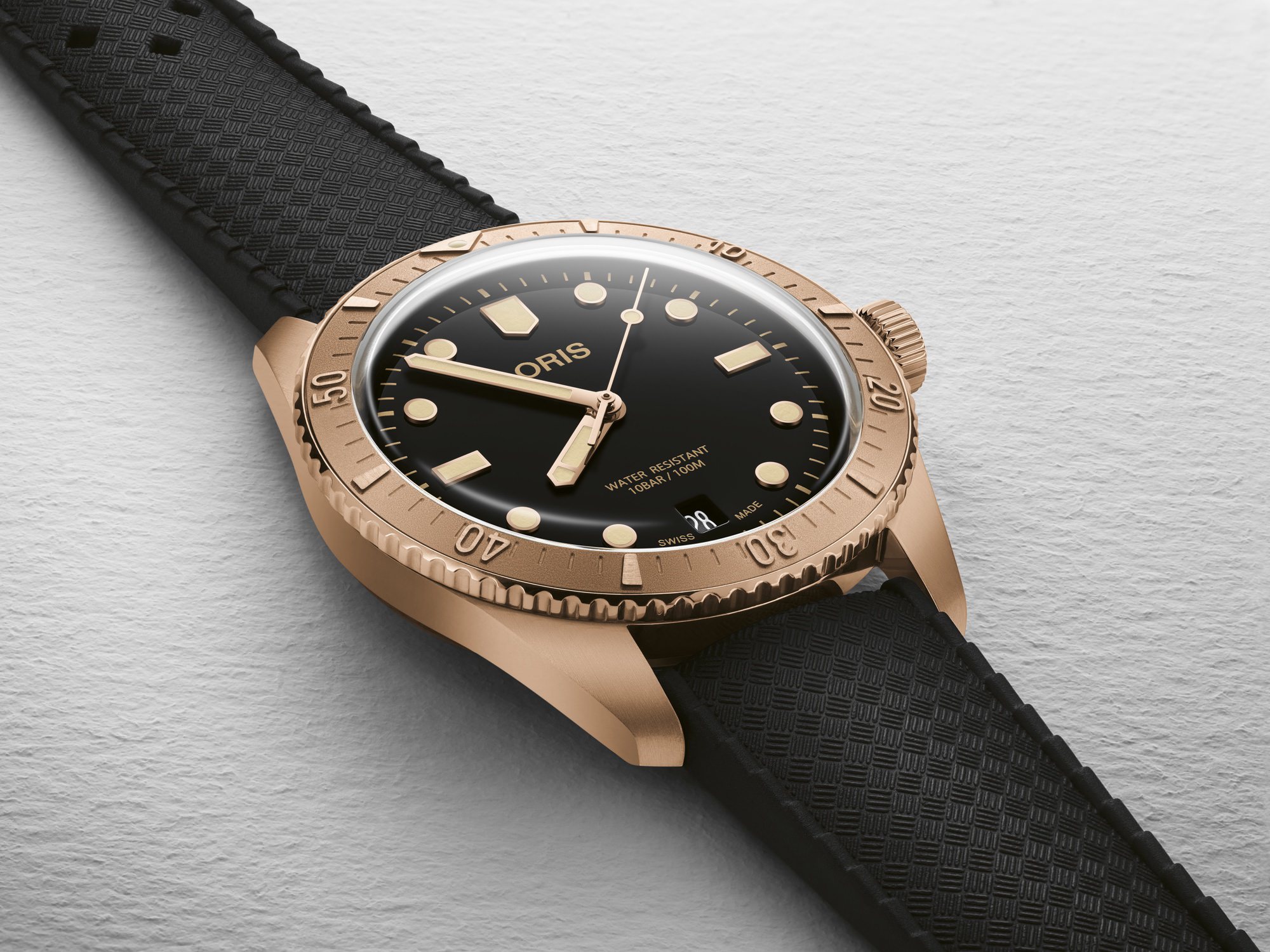 Oris Divers Sixty-Five Date