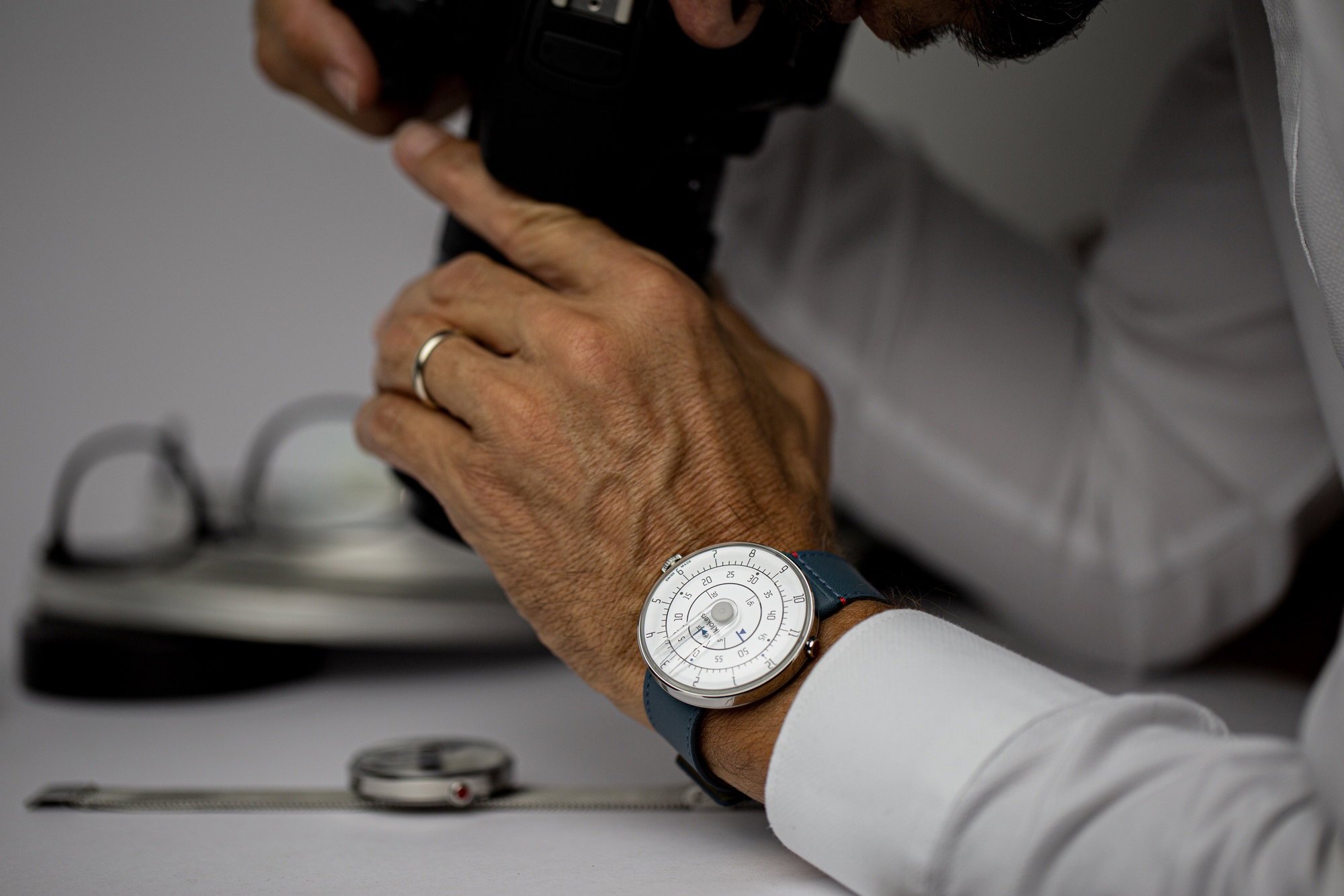 KLOK 01 White Minimal - Image 3