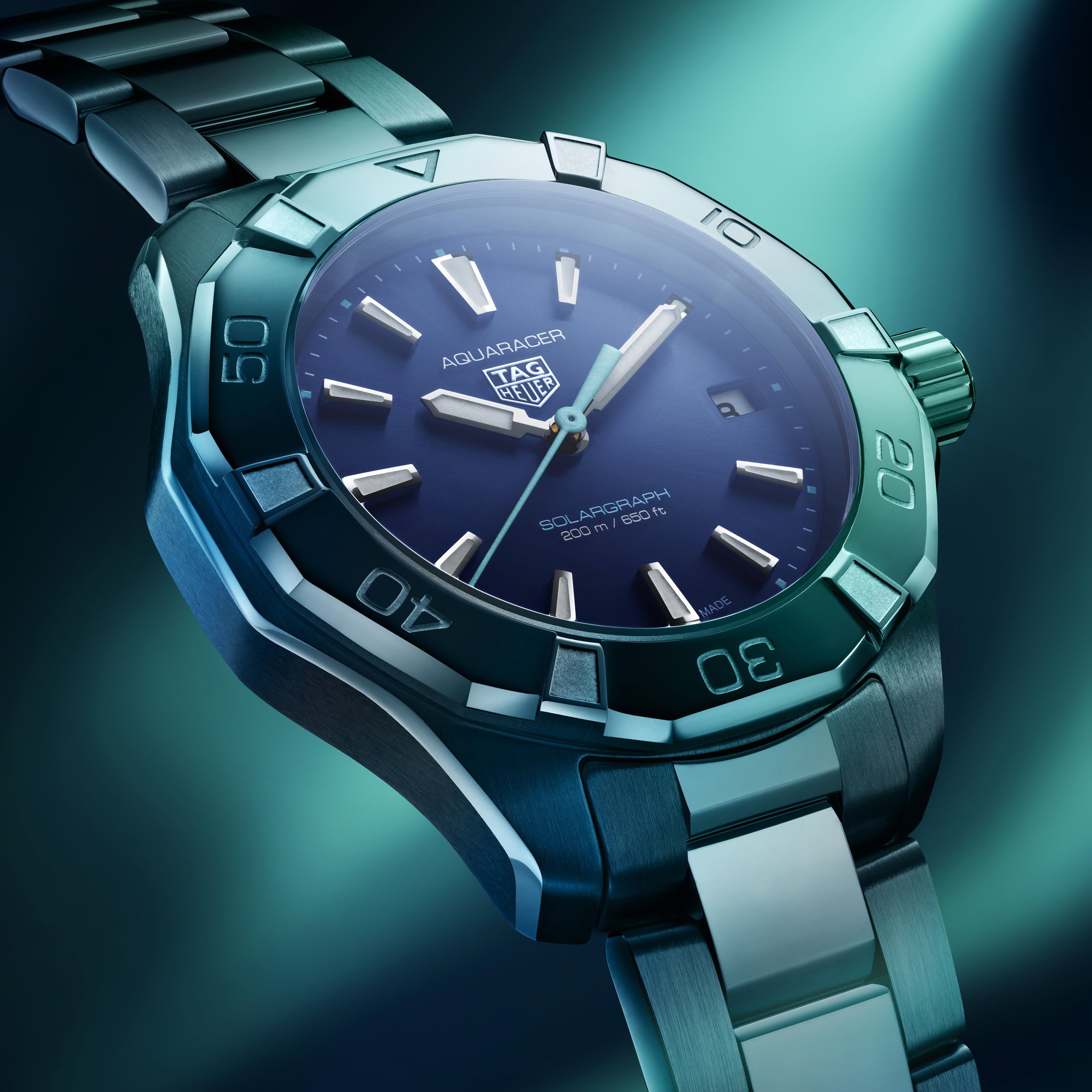 TAG Heuer Aquaracer Professional 200 Solargraph 34