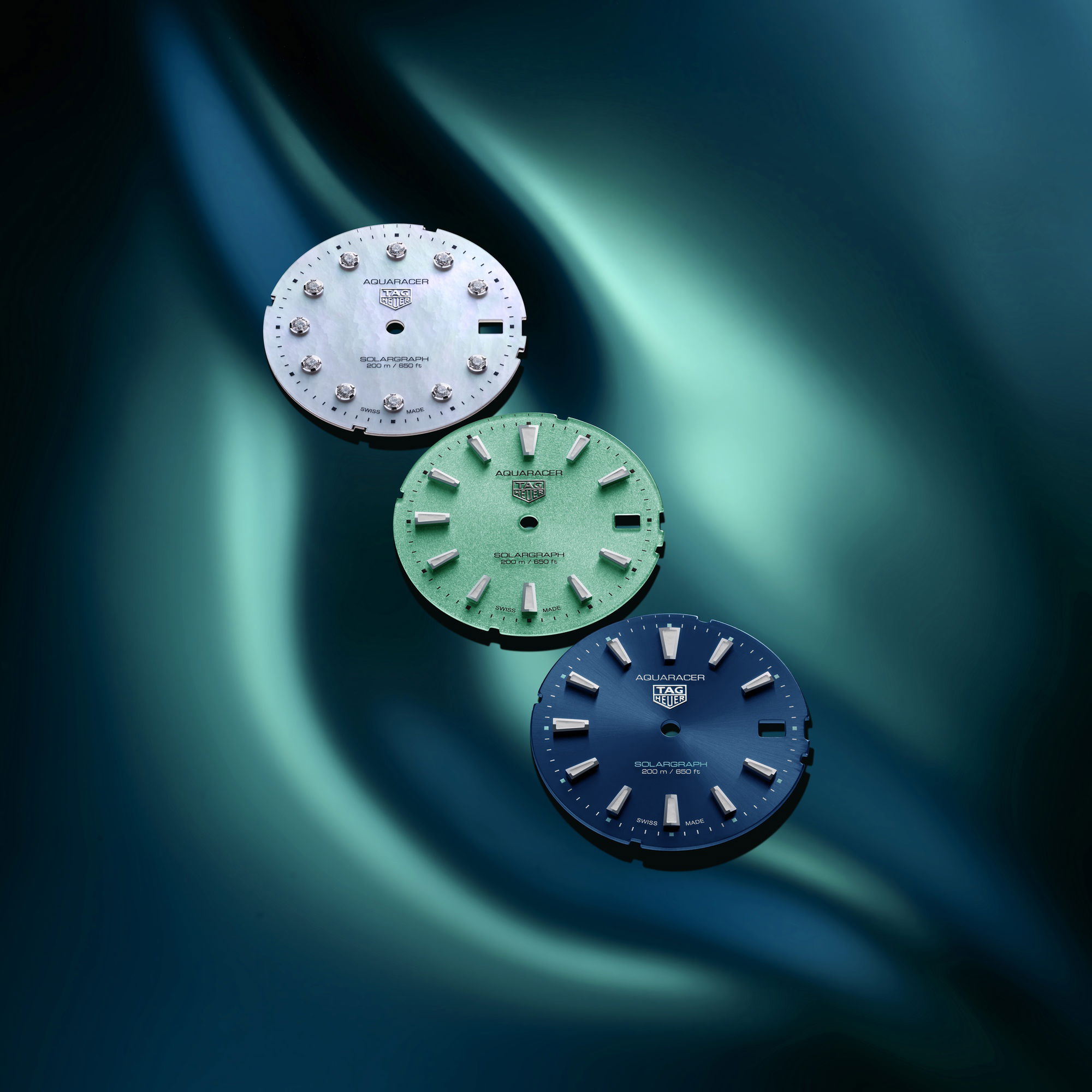 TAG Heuer Aquaracer Professional 200 Solargraph