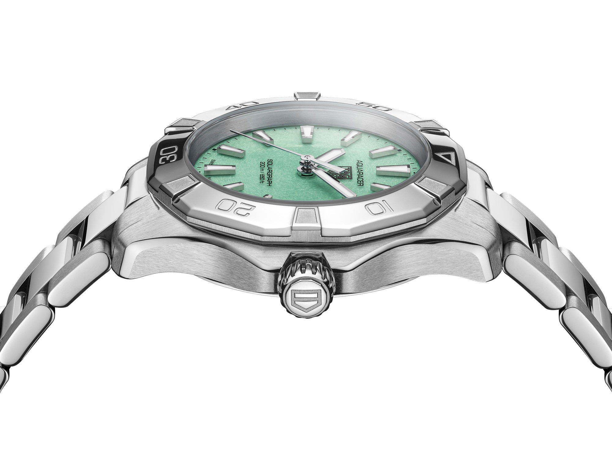 TAG Heuer Aquaracer Professional 200 Solargraph