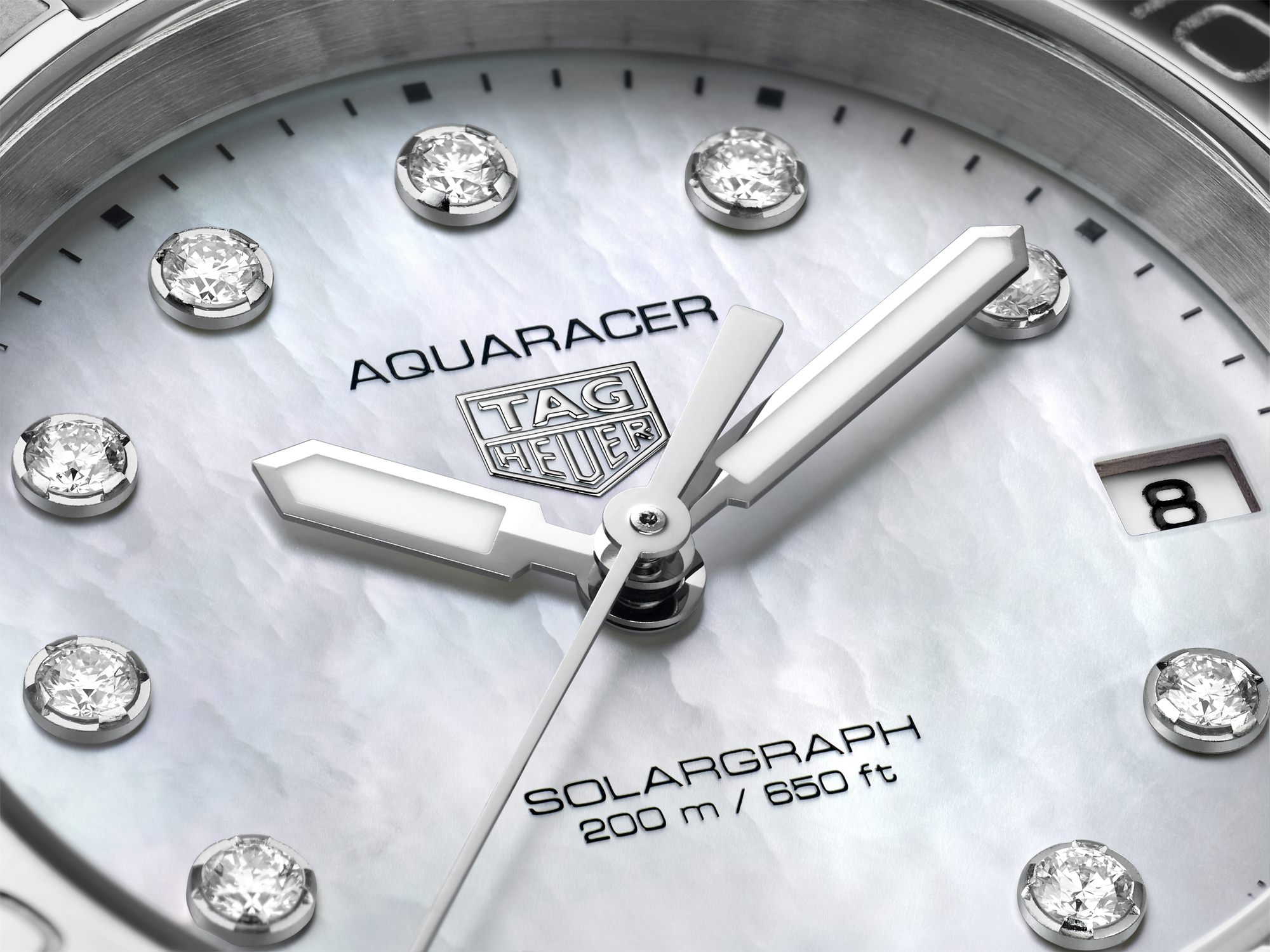 TAG Heuer Aquaracer Professional 200 Solargraph