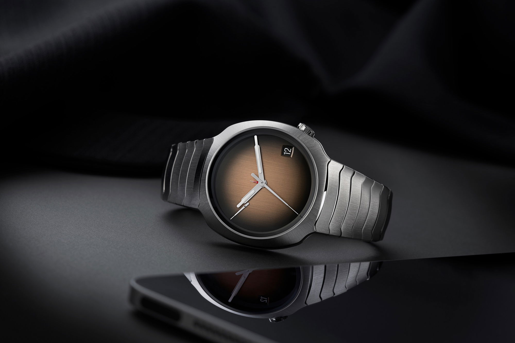 H. Moser &amp; Cie Streamliner Perpetual Calendar Concept Smoked Salmon