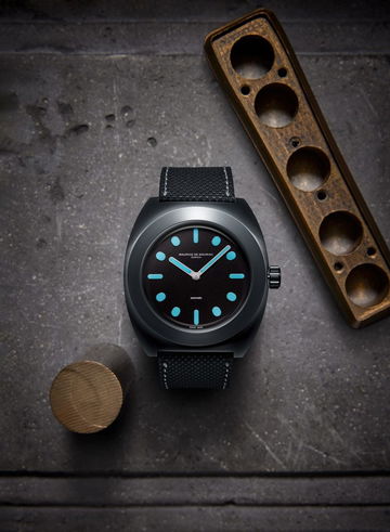 Maurice de Mauriac Pillow Watch DLC