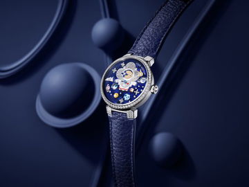 Louis Vuitton Tambour Slim Vivienne Jumping Hours Astronaute