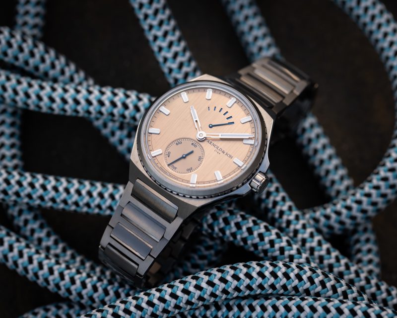 Arnold
Son Longitude Titanium Kingsand Gold