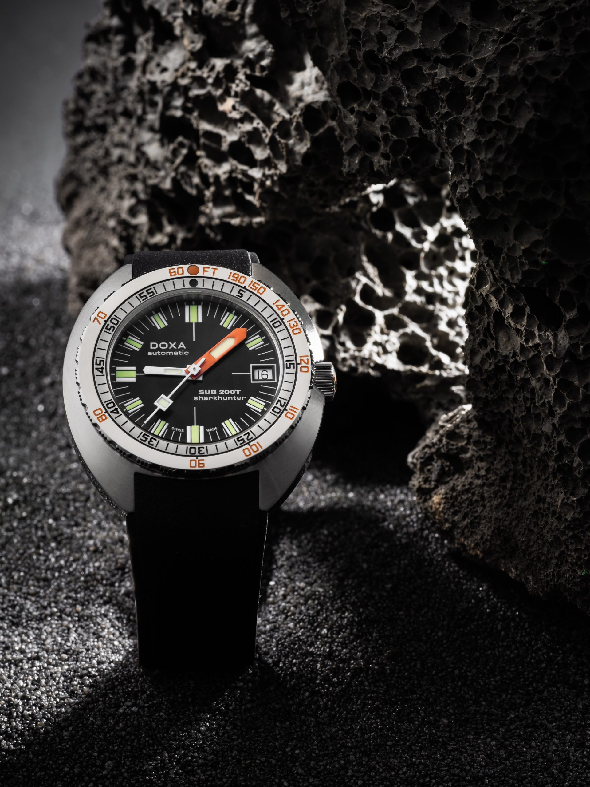 Doxa SUB 200T Sharkhunter Iconic