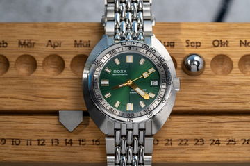 Doxa SUB 200T Sea Emerald Sunray