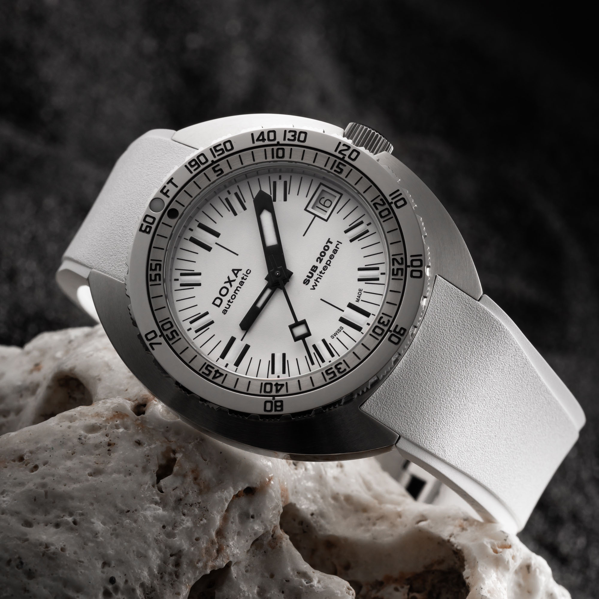 Doxa SUB 200T Whitepearl Iconic