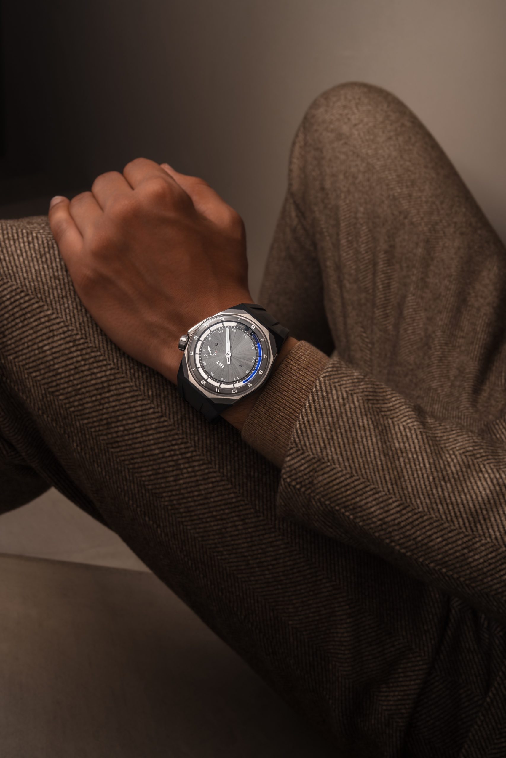 T1 Series Titanium Slate - Image 10