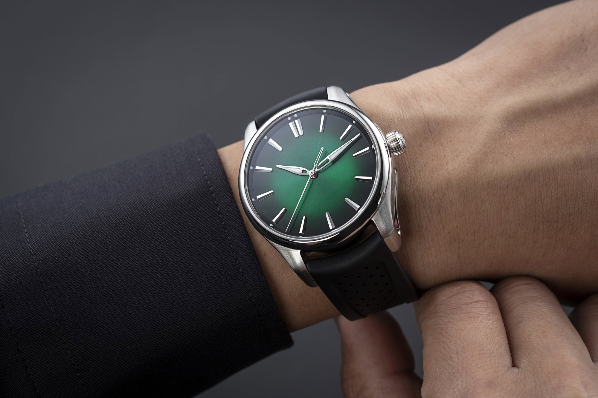 H. Moser & Cie Pioneer Centre Seconds Cosmic Green