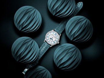 Frederique Constant Classics Elegance Luna