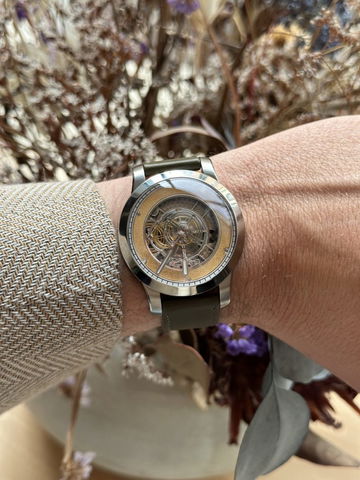 Kross Studio KS 06 Central Floating Tourbillon Titanium Gold