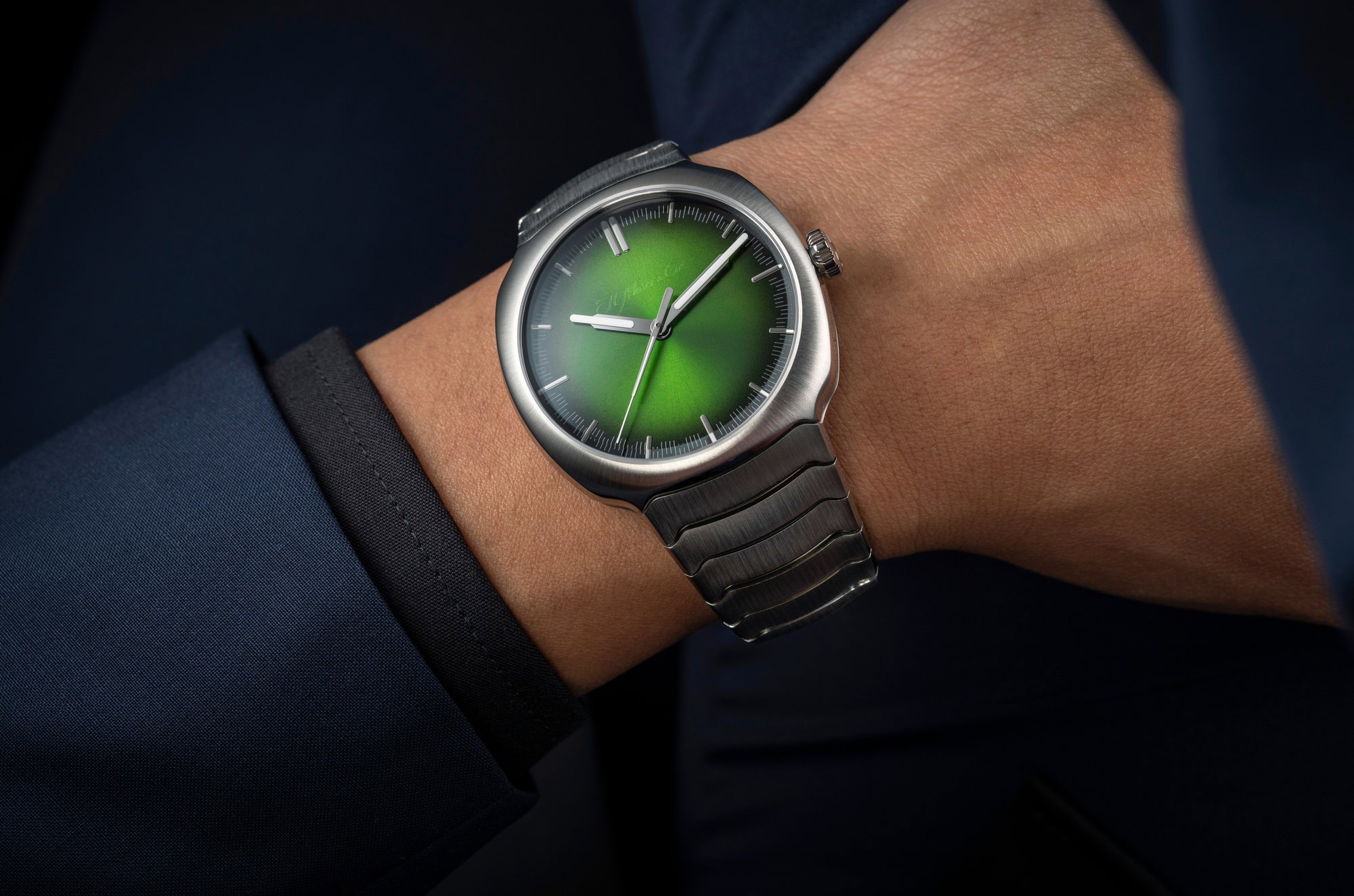 H. Moser & Cie Streamliner Centre Seconds Matrix Green