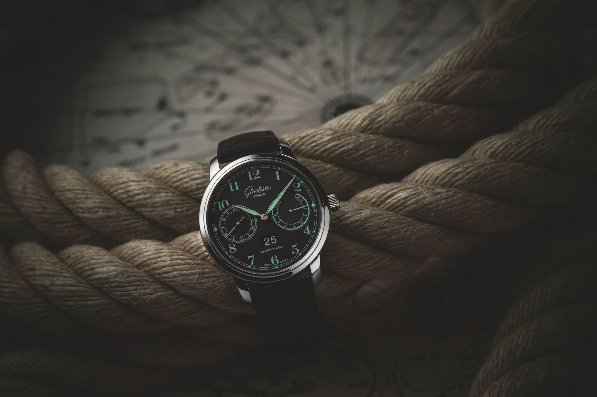 Glashütte Original Senator Observer