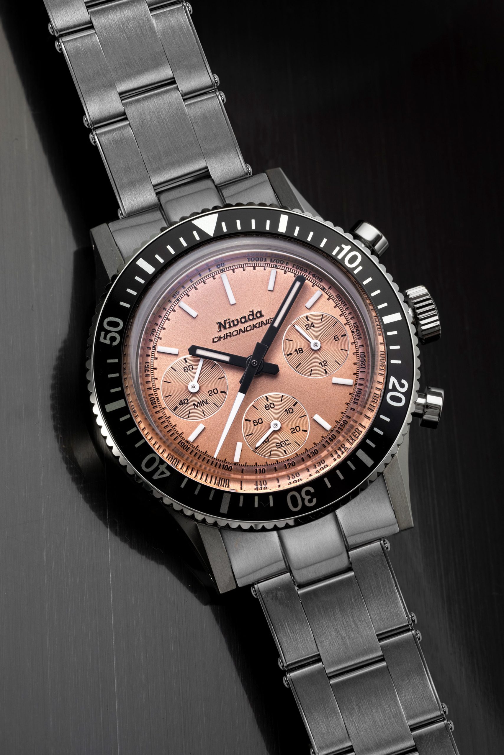 Nivada Grenchen Chronoking Mecaquartz Salmon – 87043Q16