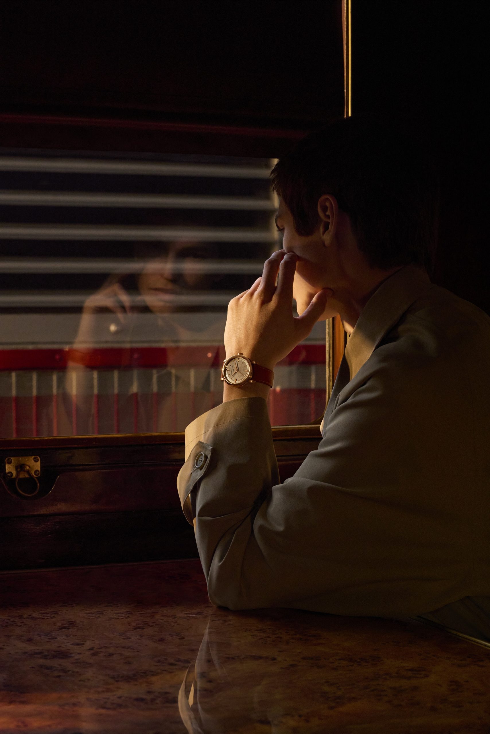 Louis Vuitton Escale Rose Gold