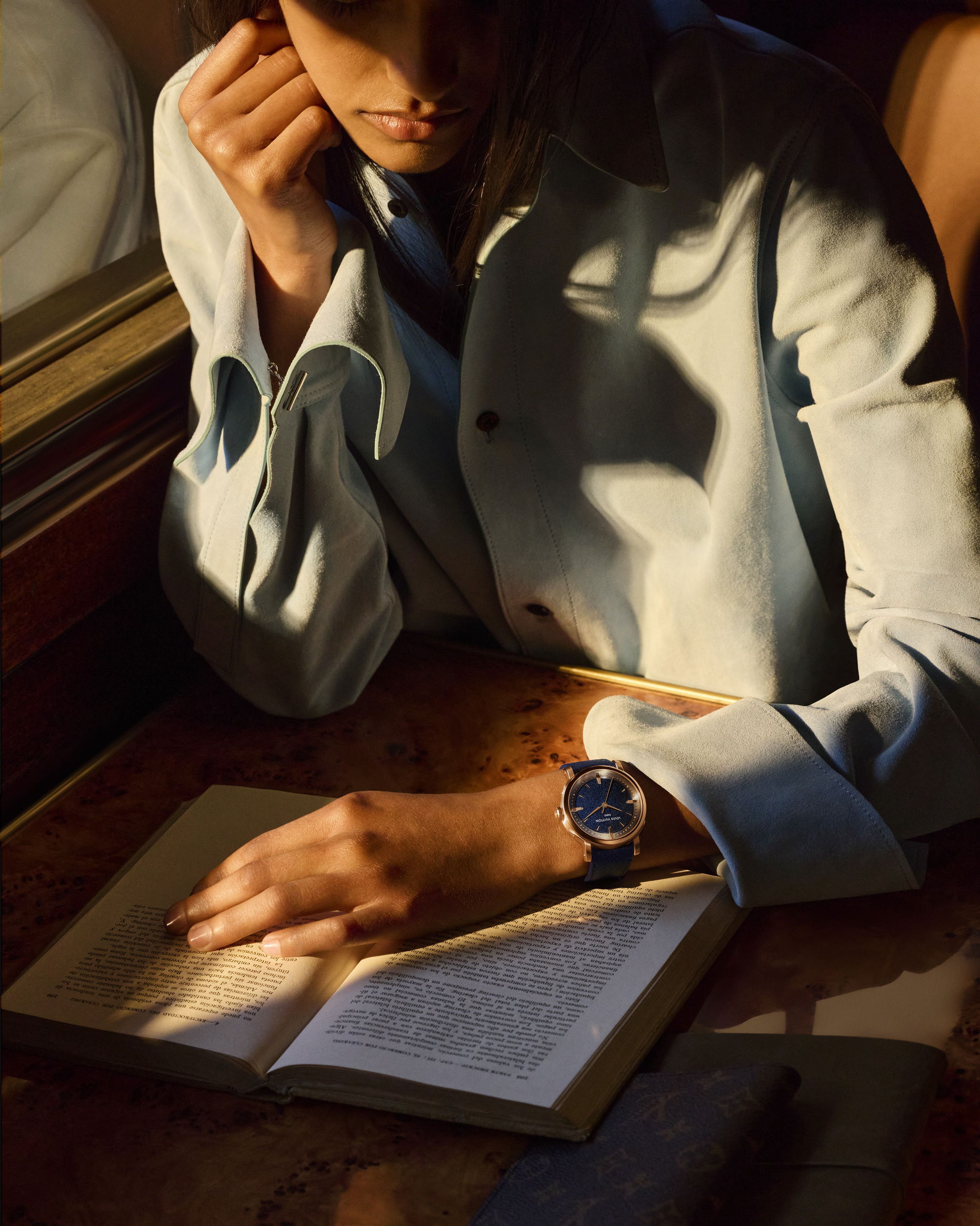 Louis Vuitton Escale Rose Gold