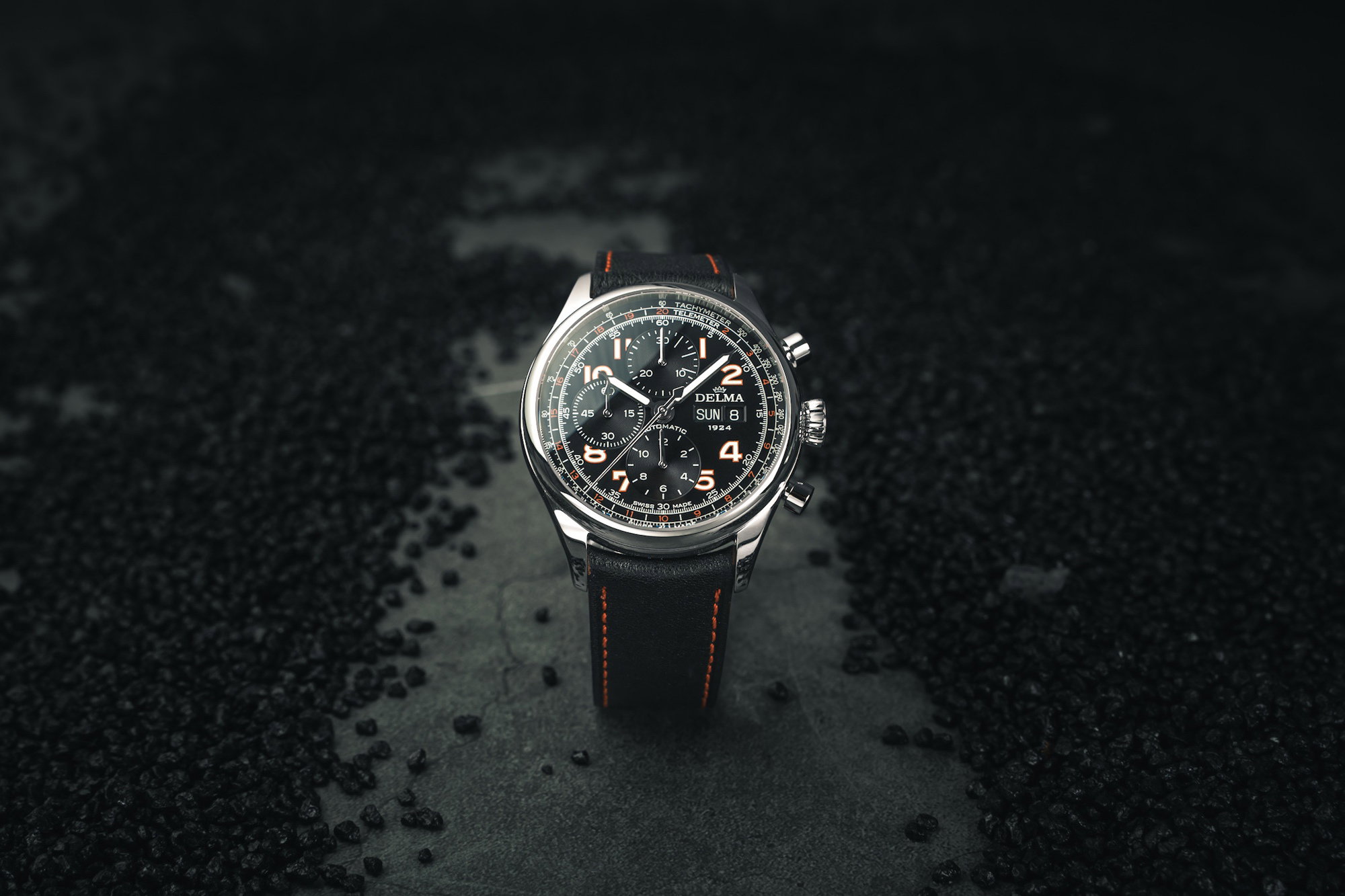 Delma Heritage Chronograph 100 Years LE