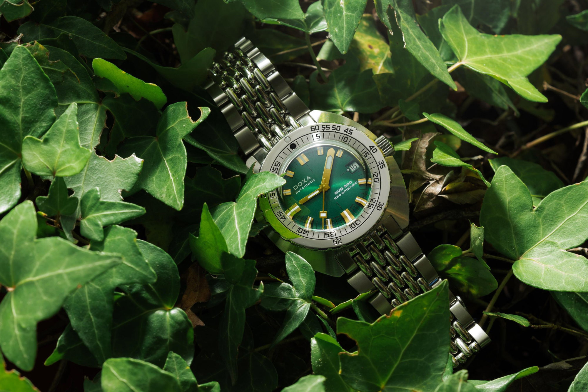 Doxa SUB 300 Sea Emerald