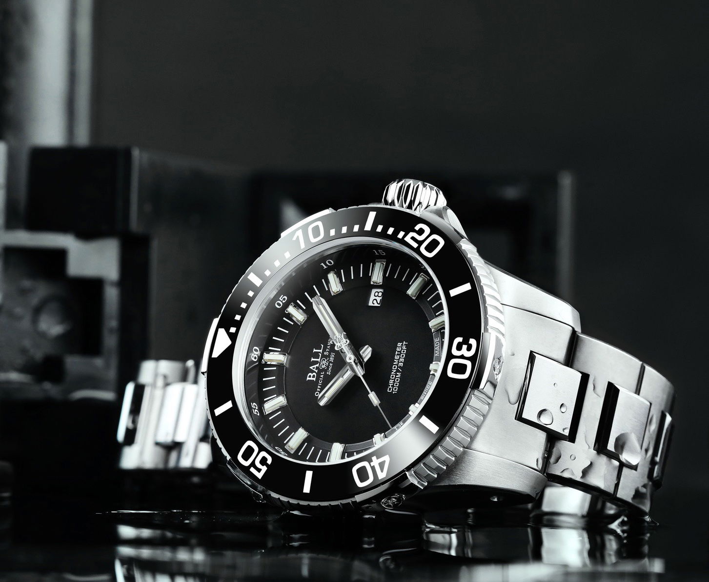 BALL Engineer Hydrocarbon DeepQUEST Ceramic – The Watch Pages