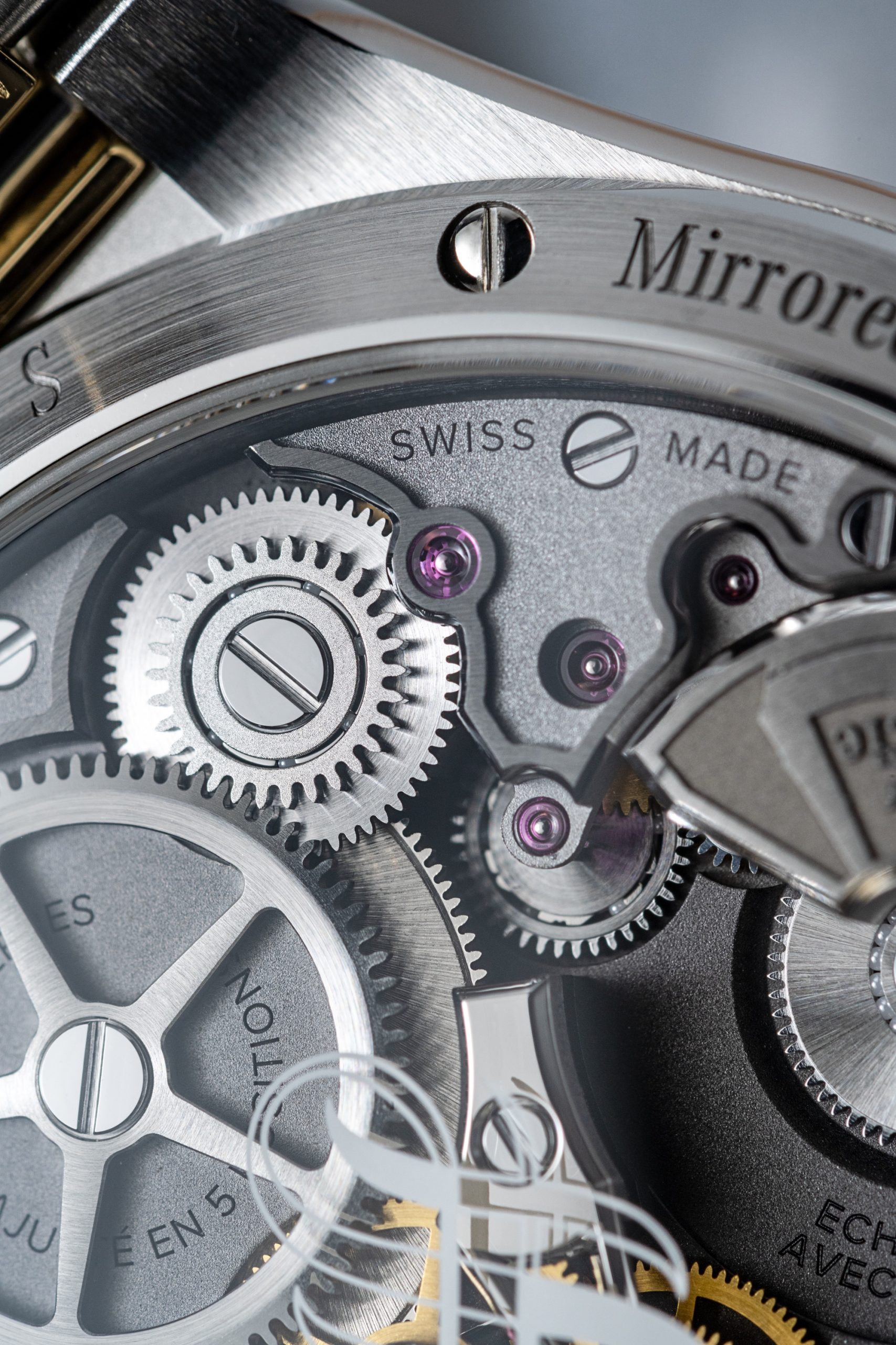 Antarctique S Mirrored Sincere Platinum Jubilee Edition - Image 5